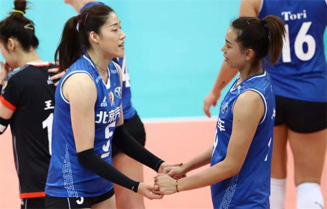 今日焦点战预告16:45澳超赛场 布里斯班狮吼 vs 中央海岸水手 狮吼上轮新败本场能否赢球终结对手连续不败？02:00 西甲赛事 皇家贝蒂斯 VS 赫罗纳 五大联赛最大黑马做客能否守住榜首位置？04:00 英超赛场 水晶宫 VS 布莱顿海鸥做客挑战倒数球队赢球无悬念？04:00 西甲赛事 阿拉维斯 VS 皇家马德里 银河战舰做客冲击联赛领跑位置？事件意媒:队医对劳塔罗伤势乐观 周末能否出场需评估据意大利媒体Mediaset报道，国米队医负责人沃尔皮对劳塔罗的伤情并不特别担心。